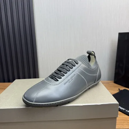 アルマーニ カジュアルシューズ