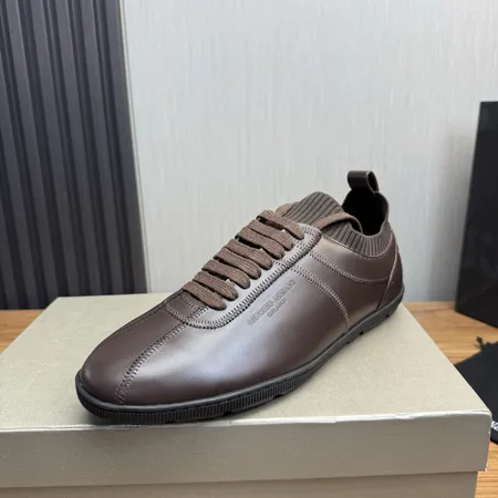 アルマーニ カジュアルシューズ