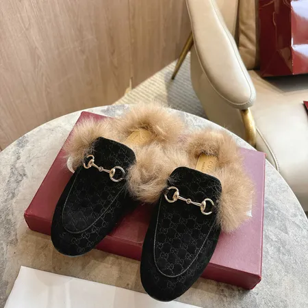グッチ スリッパ