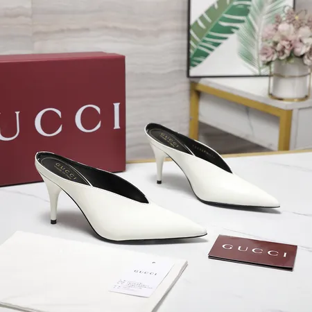 グッチ サンダル