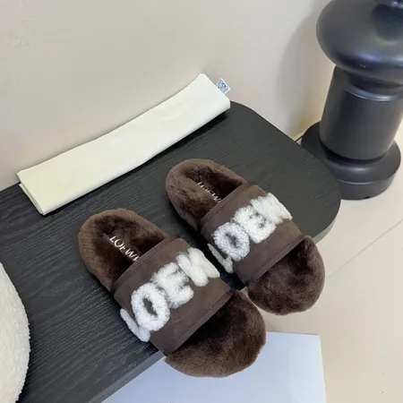 ロエベ スリッパ