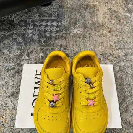 ロエベ カジュアルシューズ