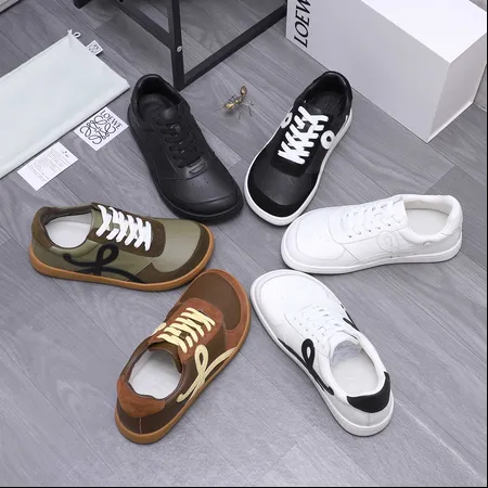 ロエベ カジュアルシューズ