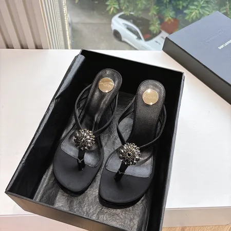 イブサンローラン サンダル