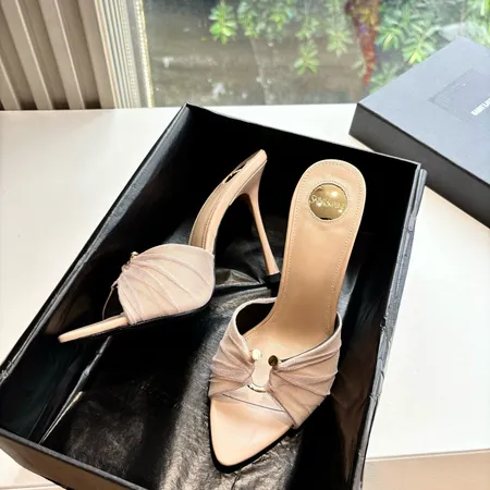 イブサンローラン サンダル