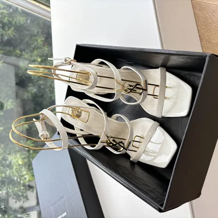 イブサンローラン サンダル