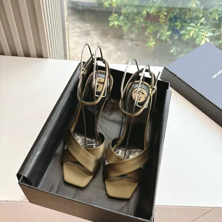 イブサンローラン サンダル