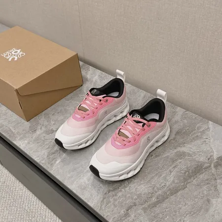 ロエベ スニーカー