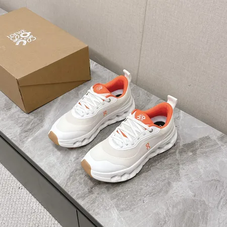 ロエベ スニーカー