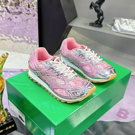 ボッテガ ヴェネタ スニーカー