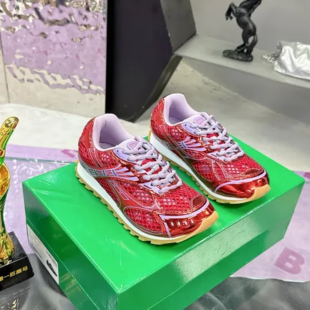 ボッテガ ヴェネタ スニーカー