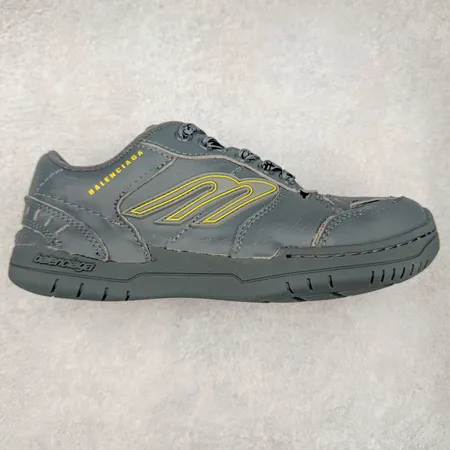 バレンシアガ カジュアルシューズ