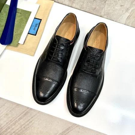 グッチ ビジネスシューズ
