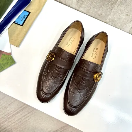 グッチ ビジネスシューズ