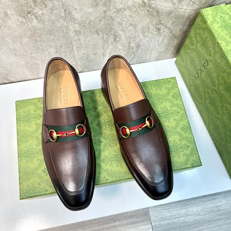 グッチ ビジネスシューズ