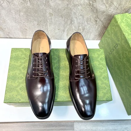 グッチ ビジネスシューズ