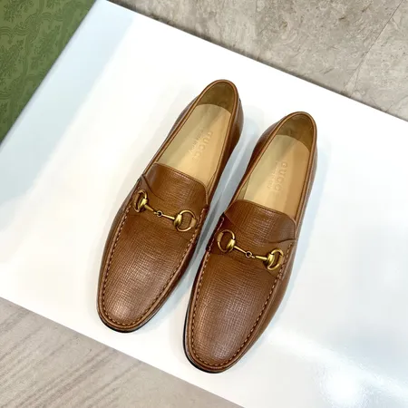 グッチ ビジネスシューズ