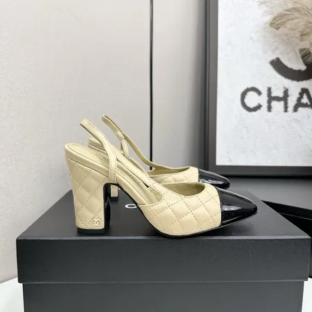 シャネル サンダル