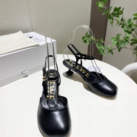 ロエベ サンダル