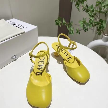 ロエベ サンダル