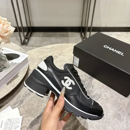 シャネル スニーカー