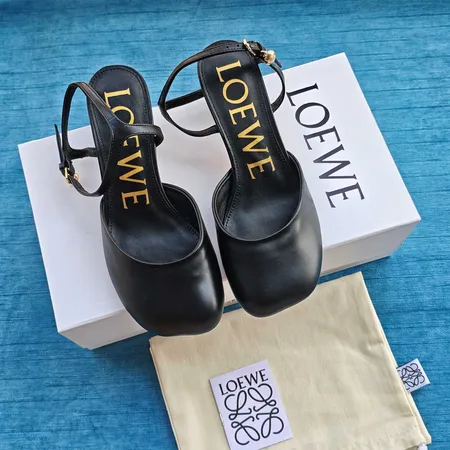 ロエベ サンダル