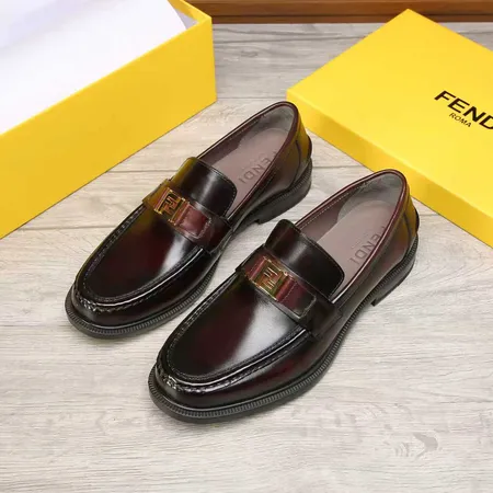 フェンディ ビジネスシューズ