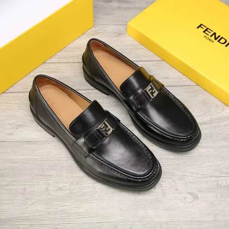 フェンディ ビジネスシューズ