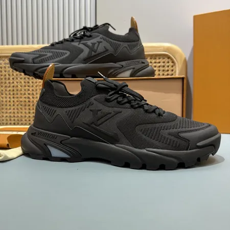 ルイヴィトン スニーカー