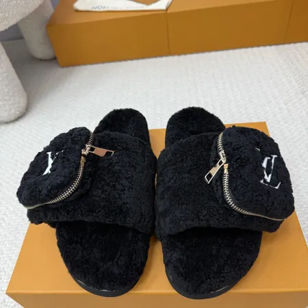 ルイヴィトン スリッパ