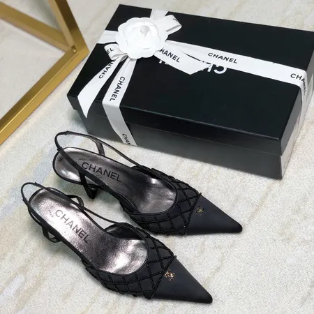 シャネル サンダル