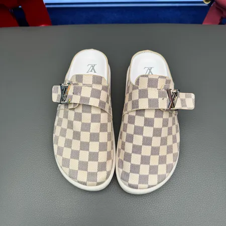 ルイヴィトン スリッパ