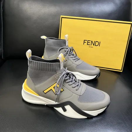 フェンディ カジュアルシューズ