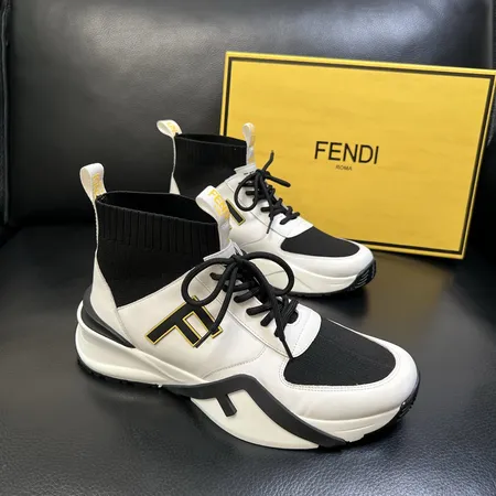 フェンディ カジュアルシューズ