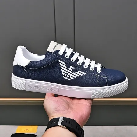 アルマーニ カジュアルシューズ
