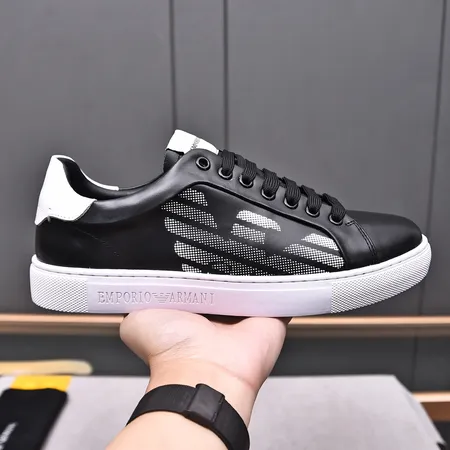 アルマーニ カジュアルシューズ