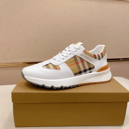 バーバリー ス スニーカー