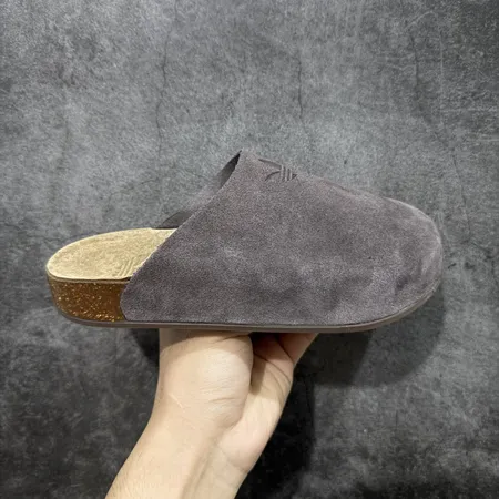 アディダス スリッパ