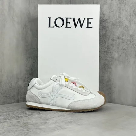 ロエベ カジュアルシューズ