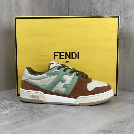 フェンディ カジュアルシューズ