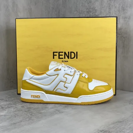 フェンディ カジュアルシューズ