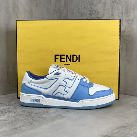 フェンディ カジュアルシューズ