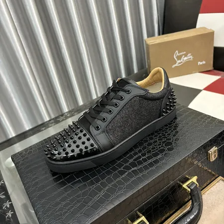 クリスチャン・ルブタン カジュアルシューズ