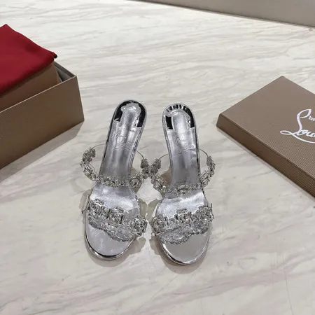 クリスチャン・ルブタン サンダル