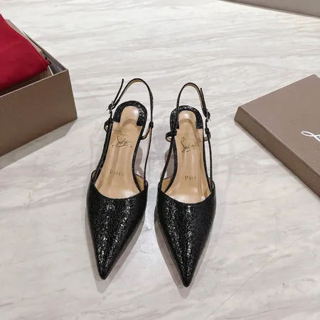 クリスチャン・ルブタン サンダル