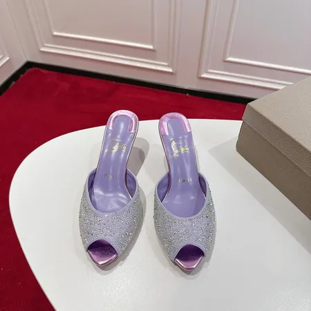 クリスチャン・ルブタン サンダル