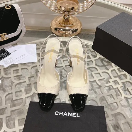 シャネル サンダル