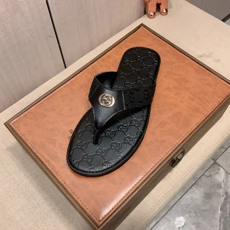 グッチ スリッパ