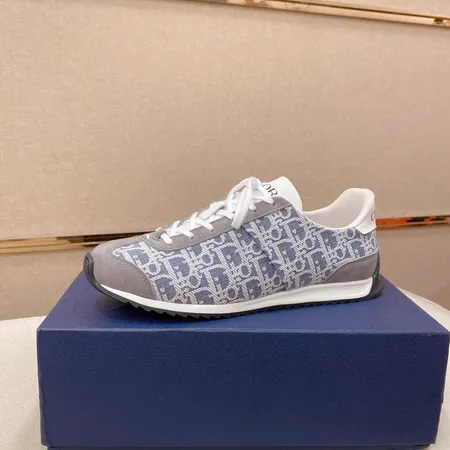 ディオール カジュアルシューズ