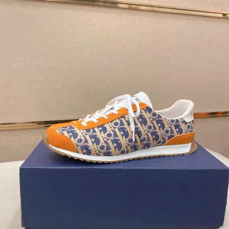 ディオール カジュアルシューズ